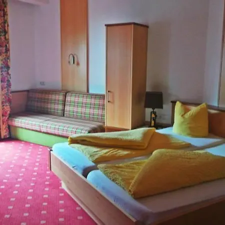 Hotel-garni Pramstraller