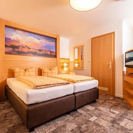 Hotel-garni Pramstraller