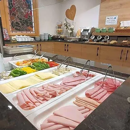 Hotel-garni Pramstraller Bed & Breakfast