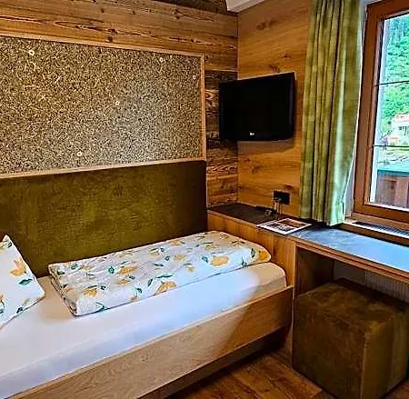 Bed & Breakfast Hotel-garni Pramstraller Mayrhofen