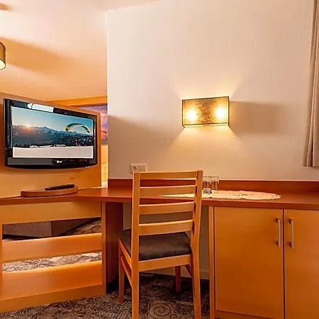 Hotel-garni Pramstraller 3* Mayrhofen
