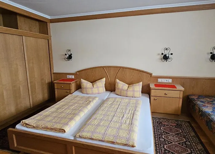 Bed & Breakfast Hotel-garni Pramstraller