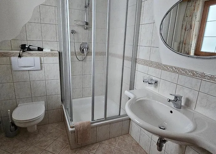 Hotel-garni Pramstraller 3*