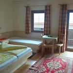 Bed & Breakfast Hotel-garni Pramstraller Mayrhofen