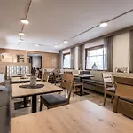 Hotel-garni Pramstraller