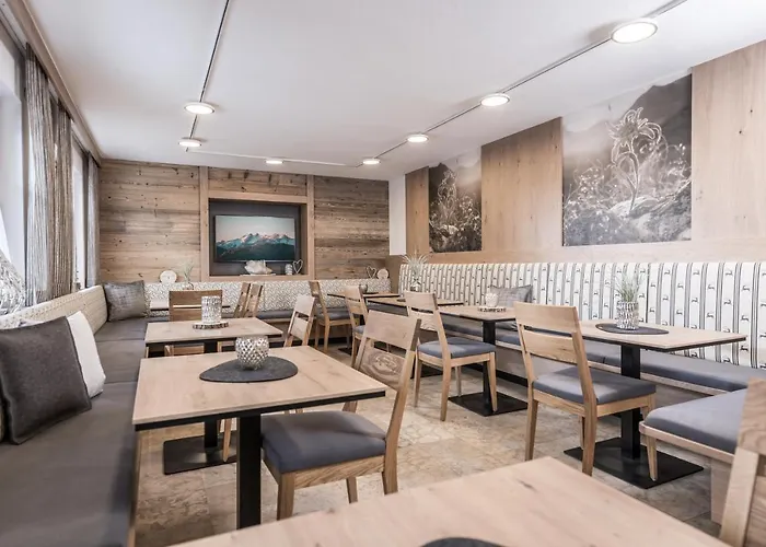 Hotel-garni Pramstraller 3*